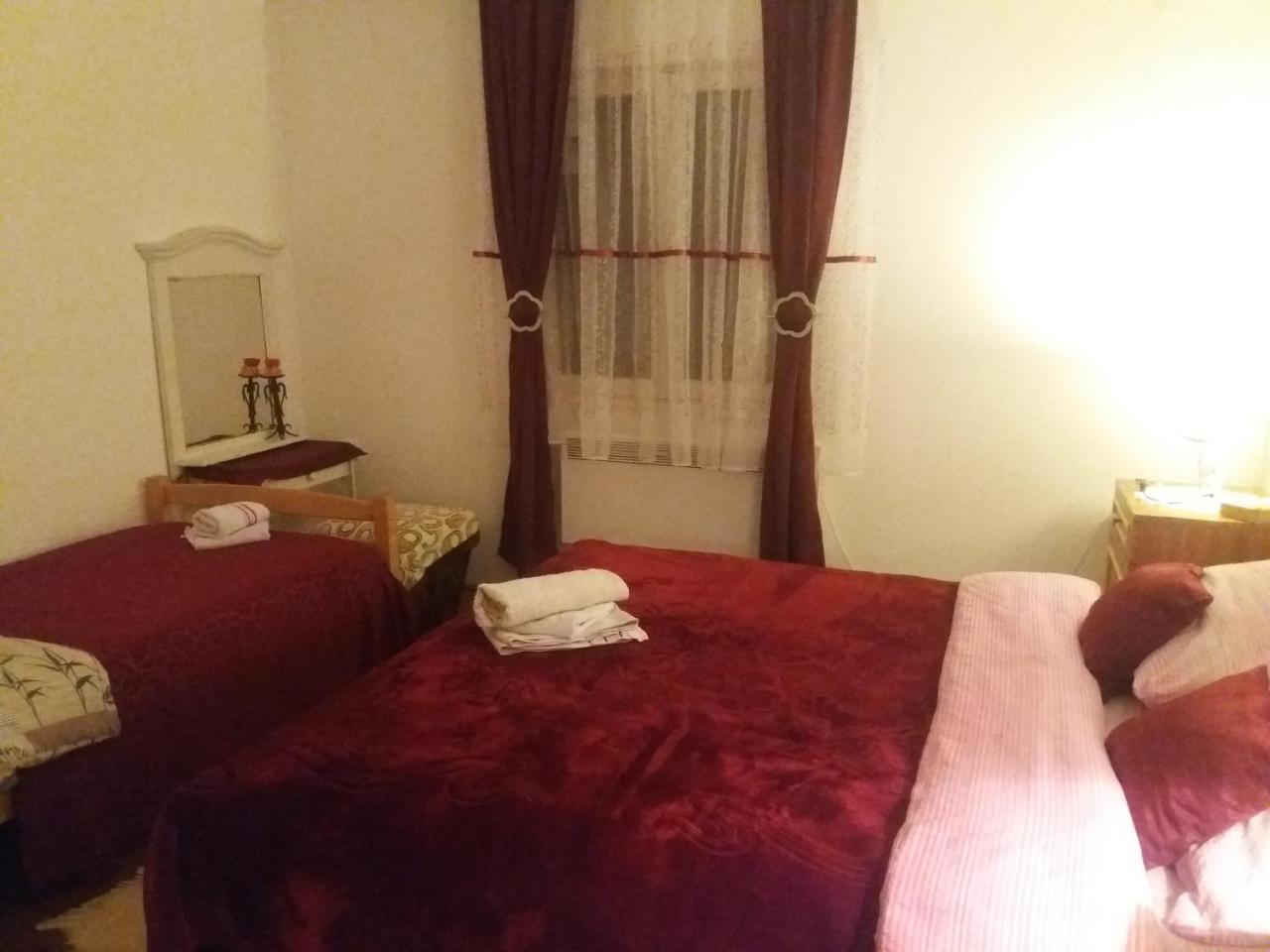 Guest House Radovic Tjentiste Exterior foto