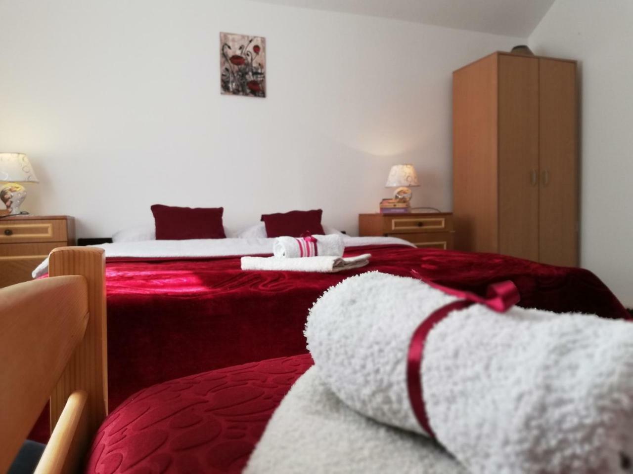 Guest House Radovic Tjentiste Exterior foto